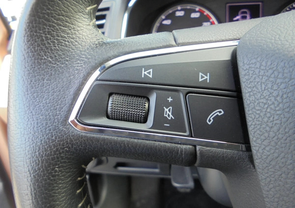 Seat Ibiza cena 49900 przebieg: 95200, rok produkcji 2017 z Ustroń małe 781